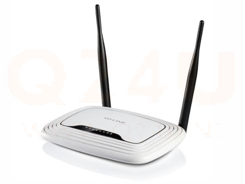 TP-LINK router TL-WR84IN. 300 mbs WiFi